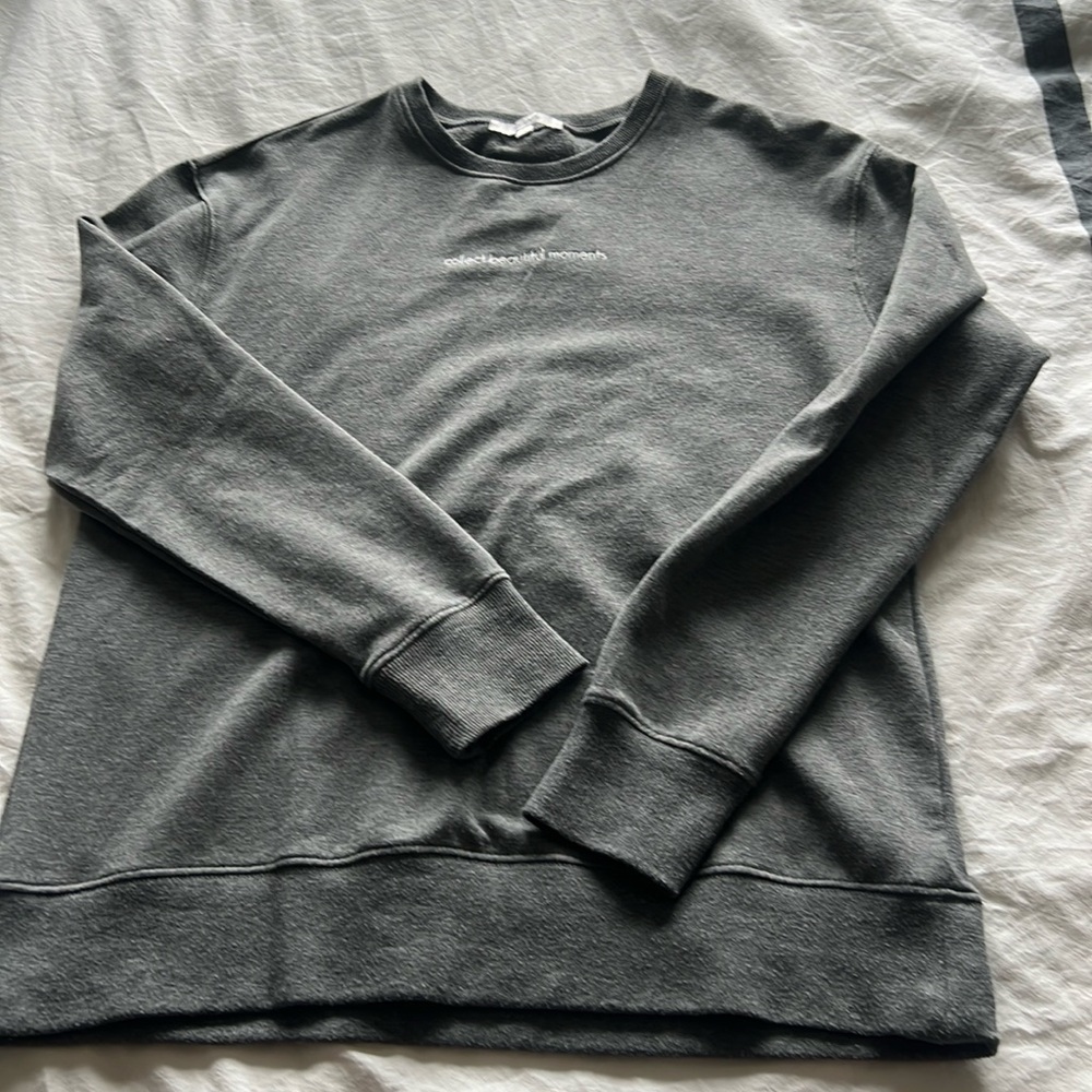 Comfy / soft  crew sweatshirt
